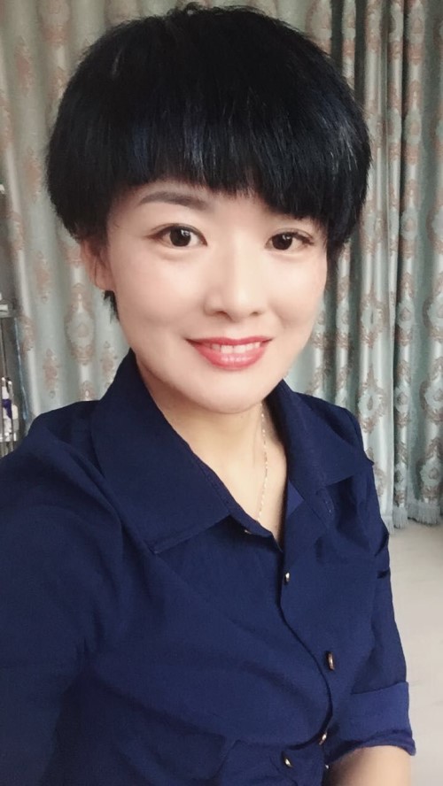 纖指圓夢(mèng)想！保定東方技工學(xué)校創(chuàng)業(yè)者——李丹！  