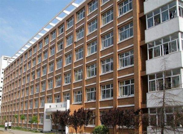 山東省臨沂衛(wèi)生學(xué)校都開(kāi)設(shè)了哪些專業(yè)？