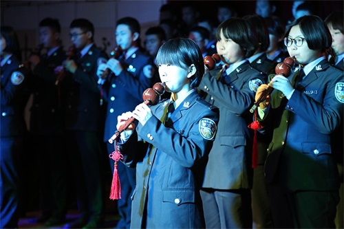 傳遞正能量！山東東營金盾司法學(xué)校隆重舉行期末表彰大會(huì)暨家長會(huì)
